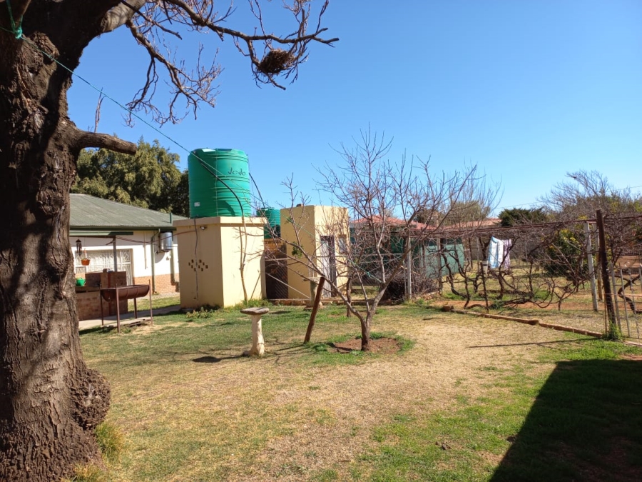 4 Bedroom Property for Sale in Hennenman Free State
